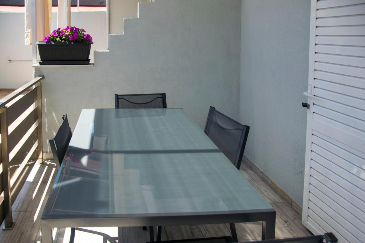Villa Frideriki Vrasná Екстериор снимка